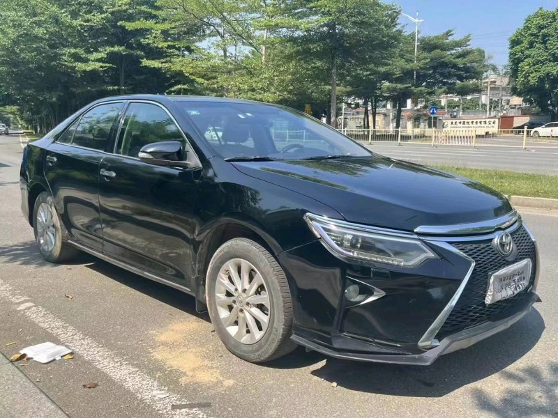 东莞14年丰田凯美瑞3