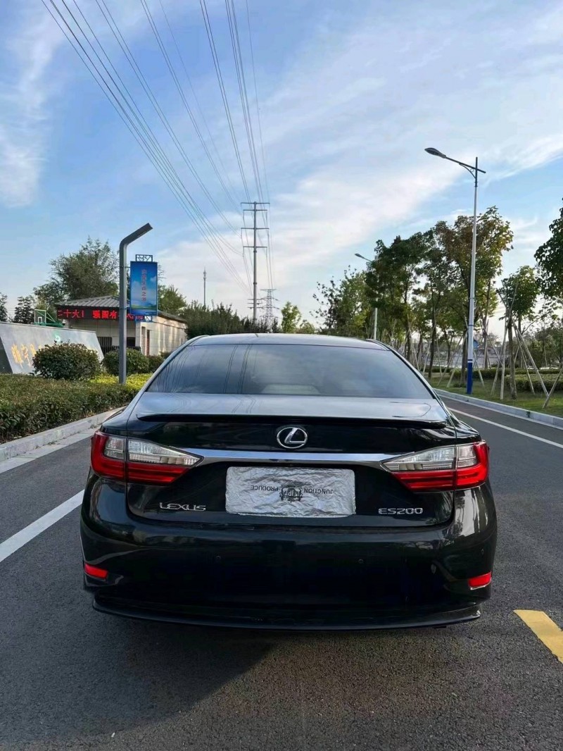 徐州16年雷克萨斯ES9