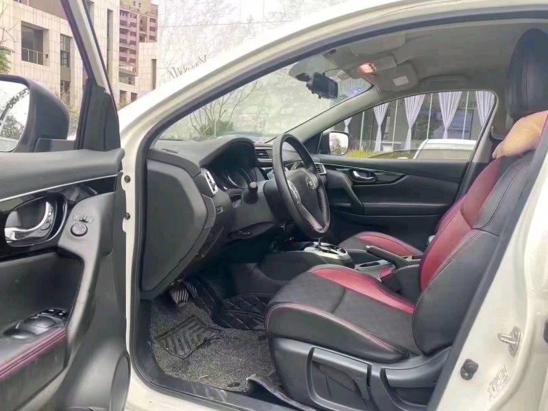 东莞18年日产逍客3