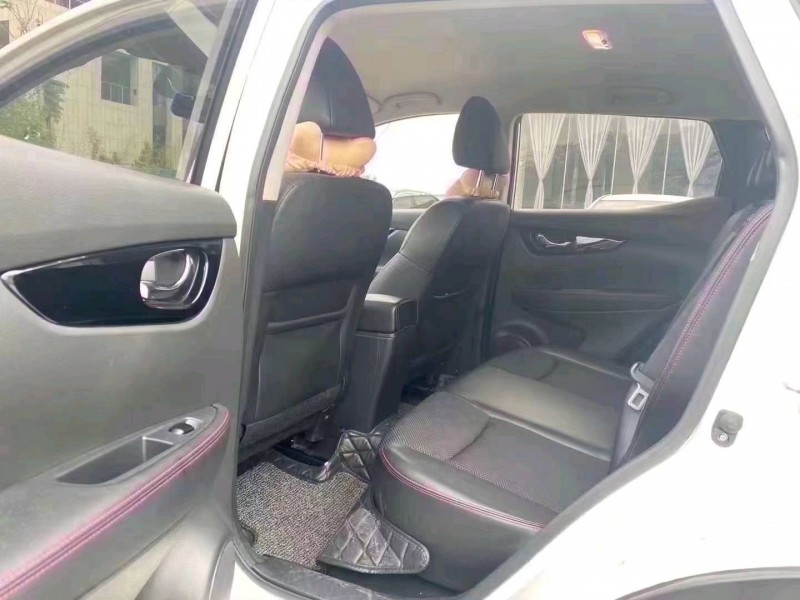 东莞18年日产逍客4