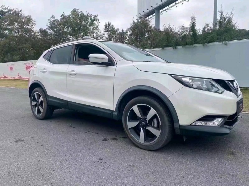 东莞18年日产逍客9