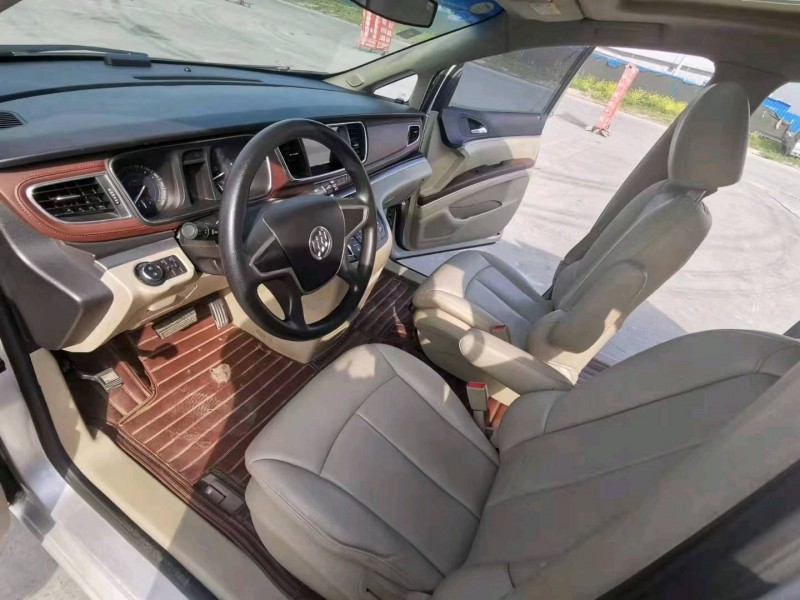 宜昌14年别克GL82