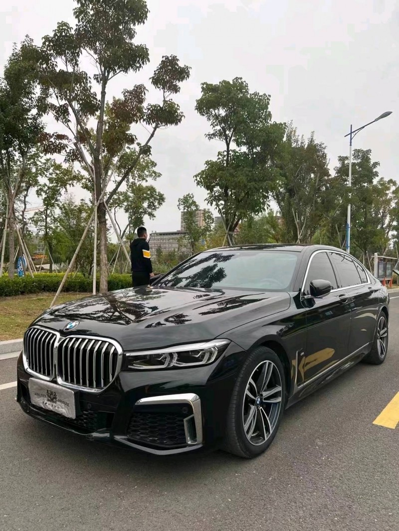 徐州20年宝马7系8