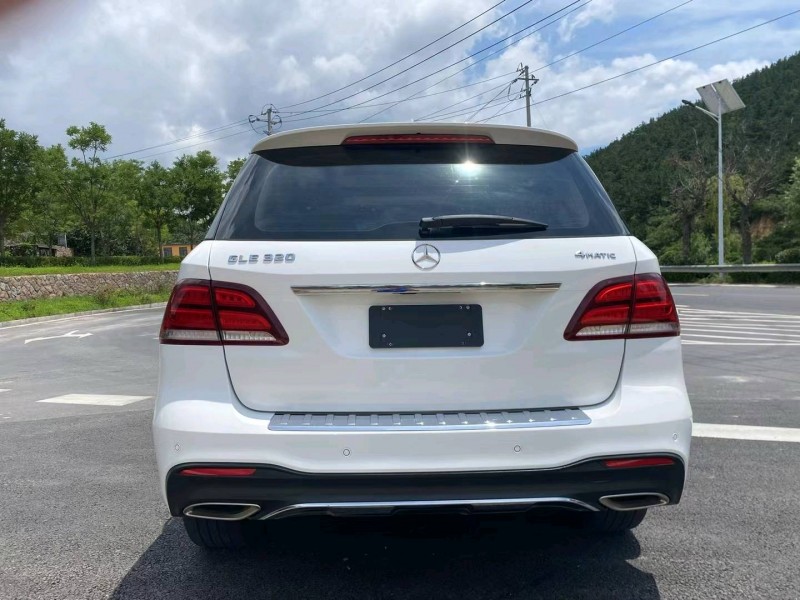 青岛17年奔驰GLE5