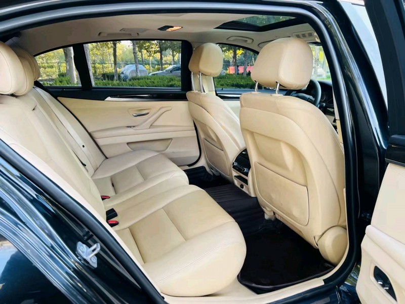 济宁14年宝马5系5