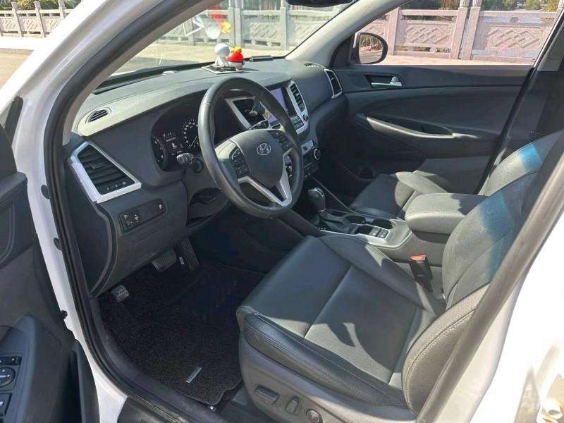 徐州18年现代途胜5