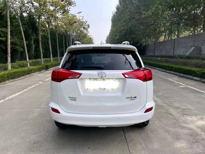 枣庄16年丰田RAV4荣放3
