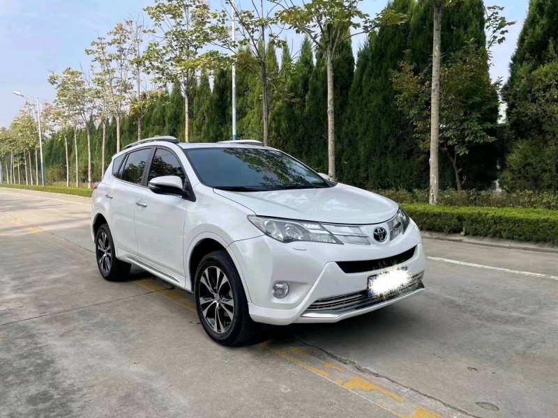 枣庄16年丰田RAV4荣放9