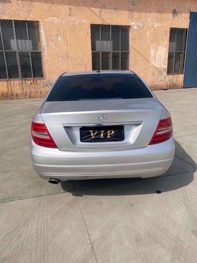 济宁13年奔驰C8