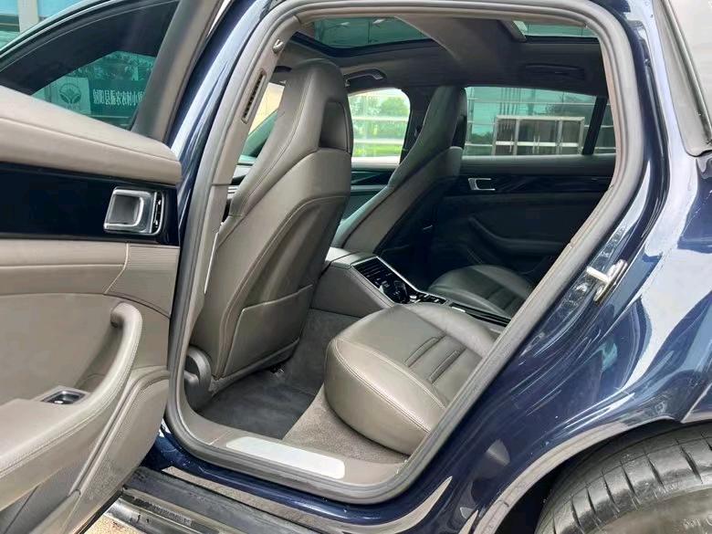 盐城17年保时捷帕拉梅拉5