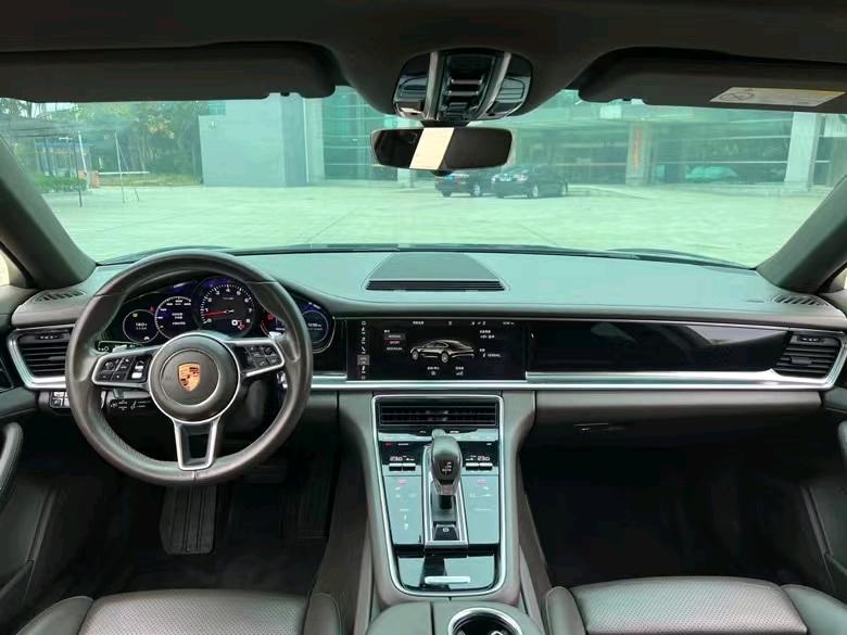 盐城17年保时捷帕拉梅拉4