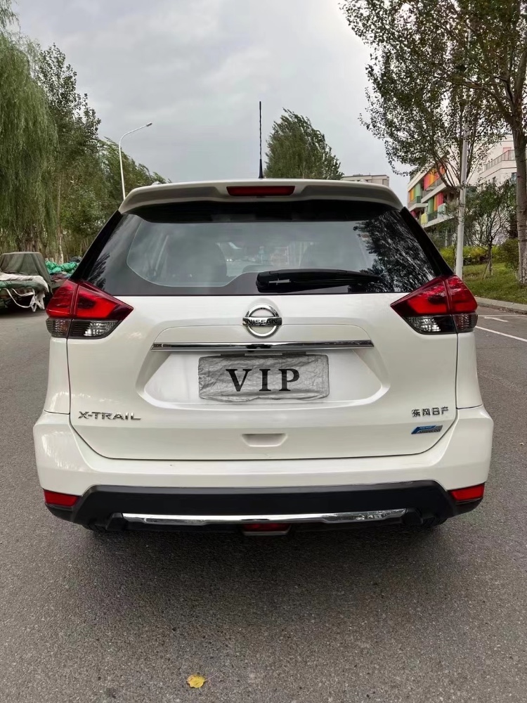 沈阳17年日产奇骏7