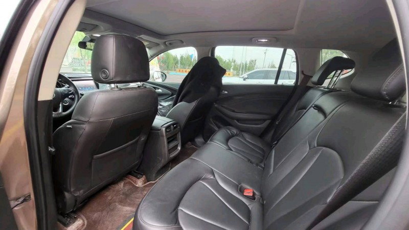 保定19年别克昂科威9