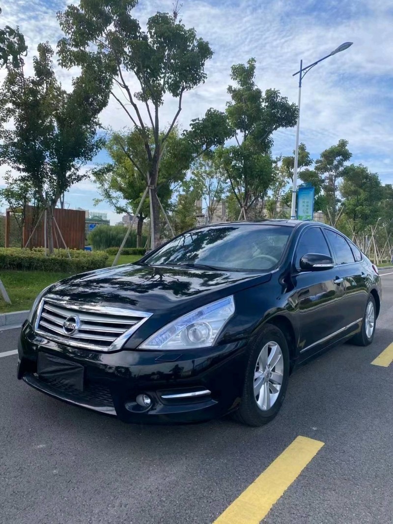 徐州12年日产天籁8