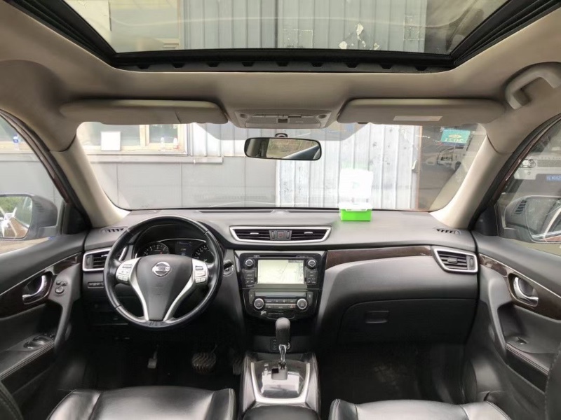 沈阳14年日产奇骏5