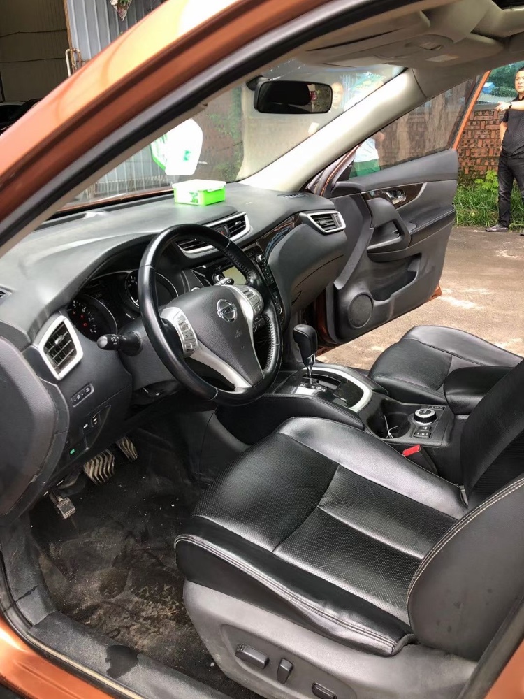 沈阳14年日产奇骏8