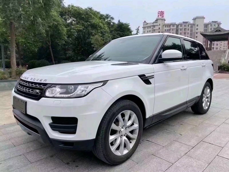 东营17年路虎揽胜运动2