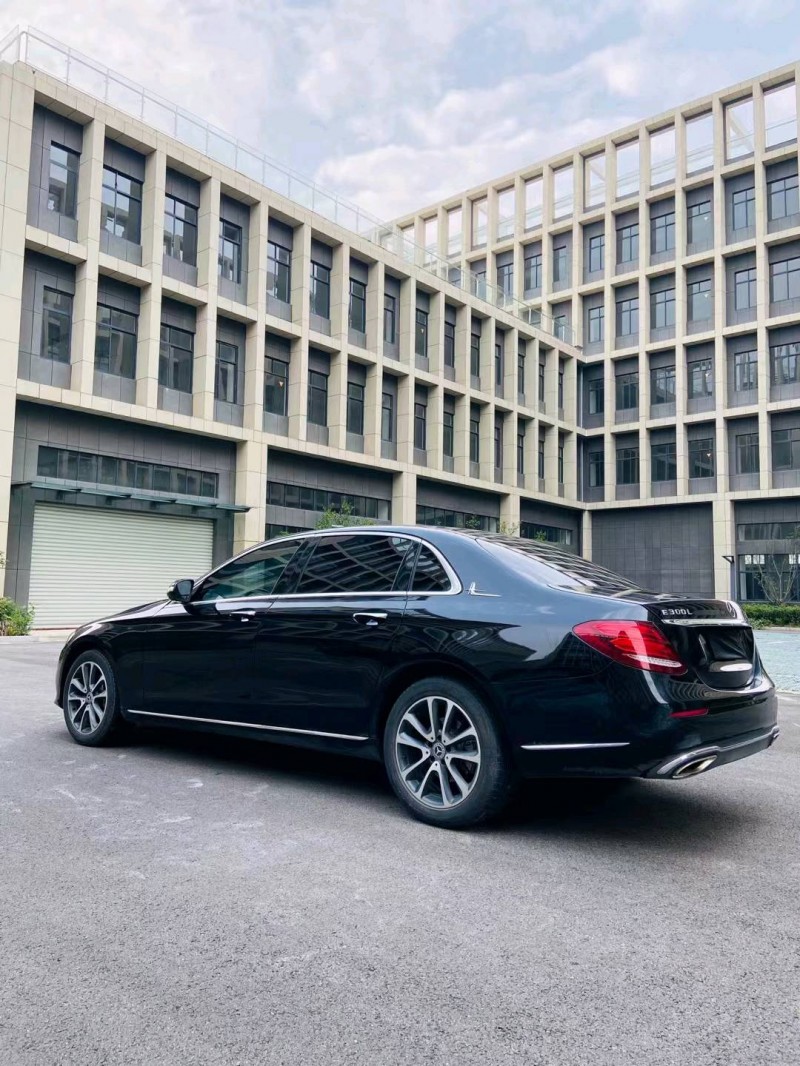 徐州18年奔驰E8
