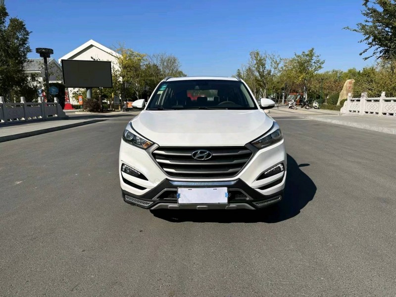 徐州17年现代途胜1