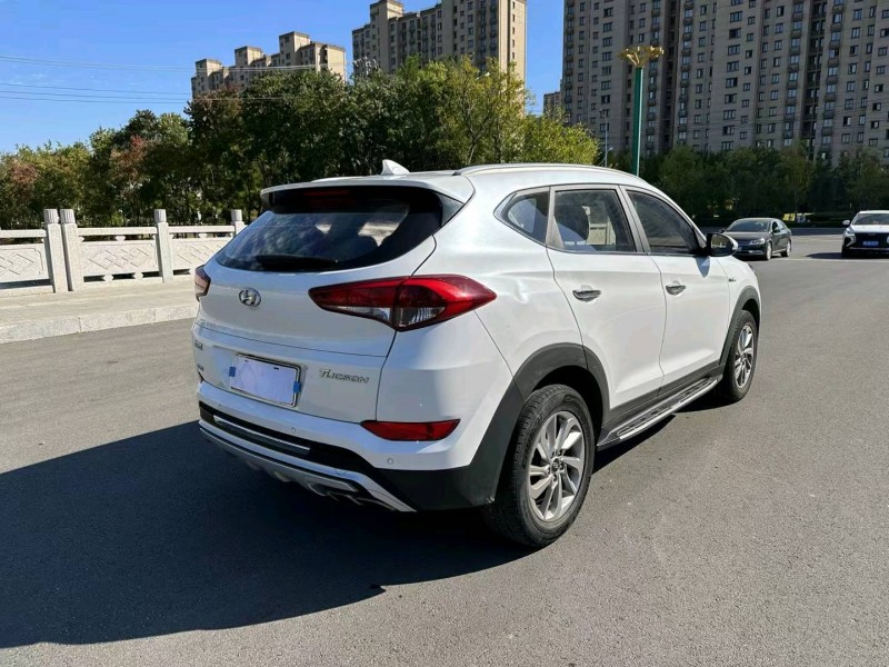 徐州17年现代途胜3