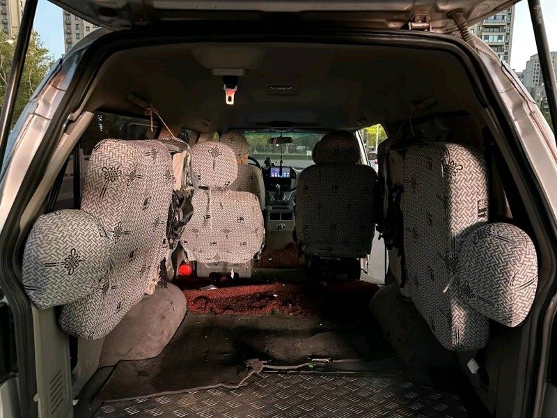 徐州17年东风菱智9