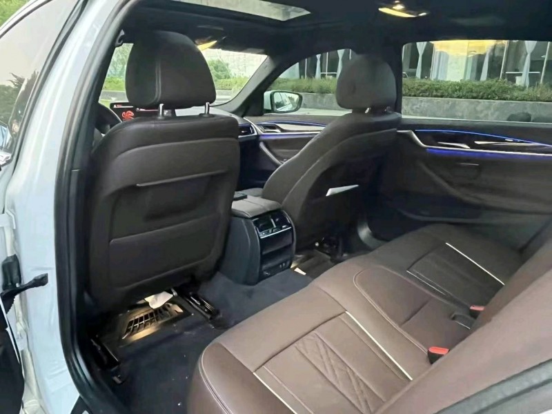 东莞21年宝马5系4