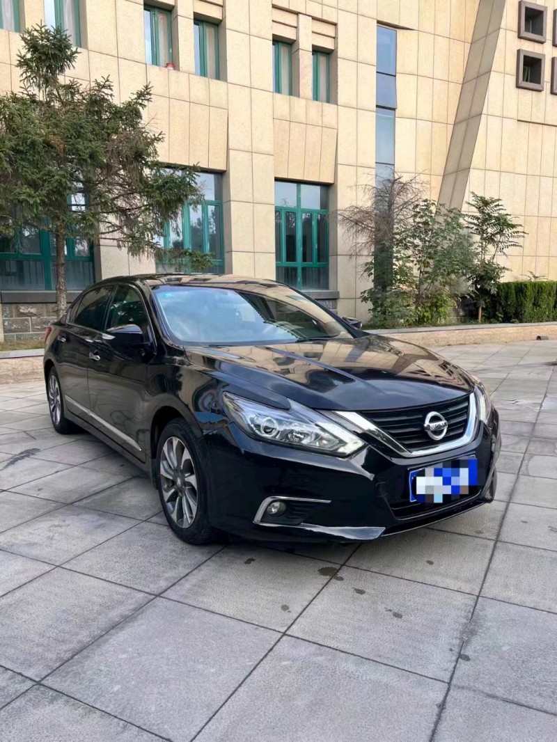 北京18年日产天籁2