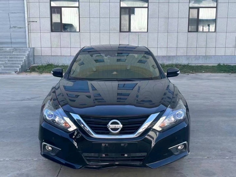 北京17年日产天籁1