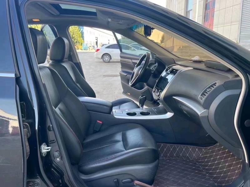 北京17年日产天籁6