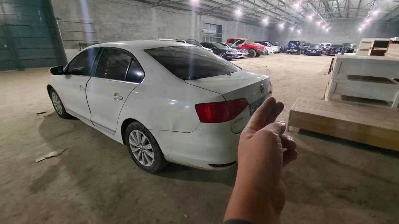 邯郸16年大众速腾7