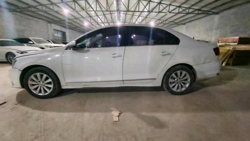 邯郸16年大众速腾9