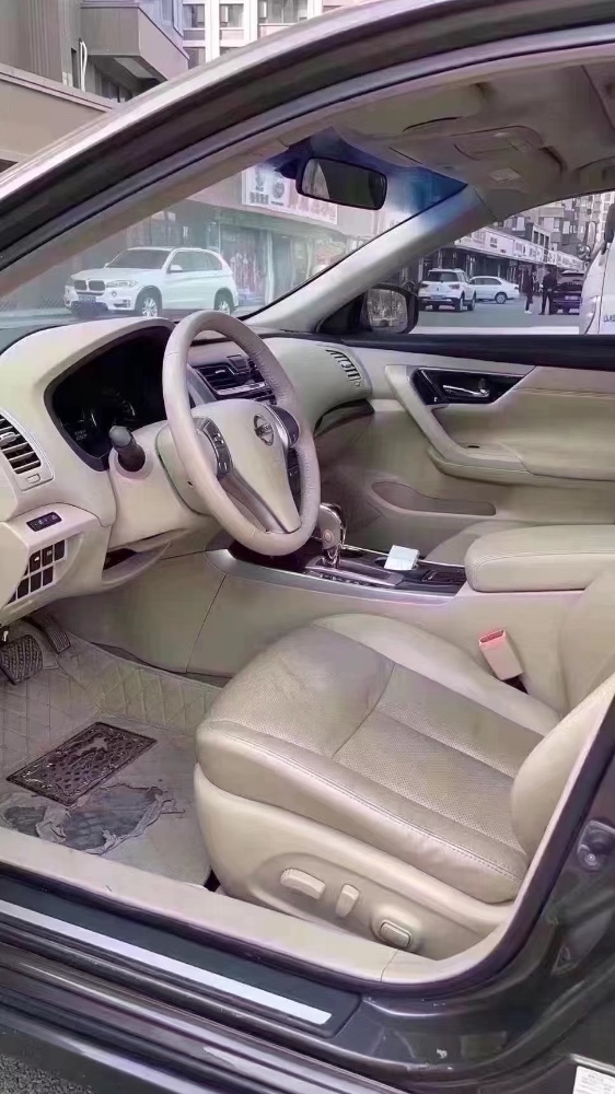 北京16年日产天籁2