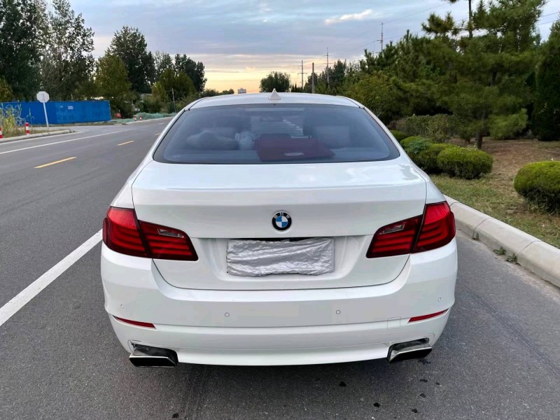 济南13年宝马3系5