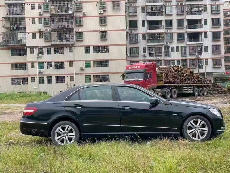 广州11年奔驰E4
