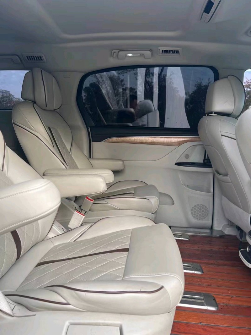 徐州19年别克GL84