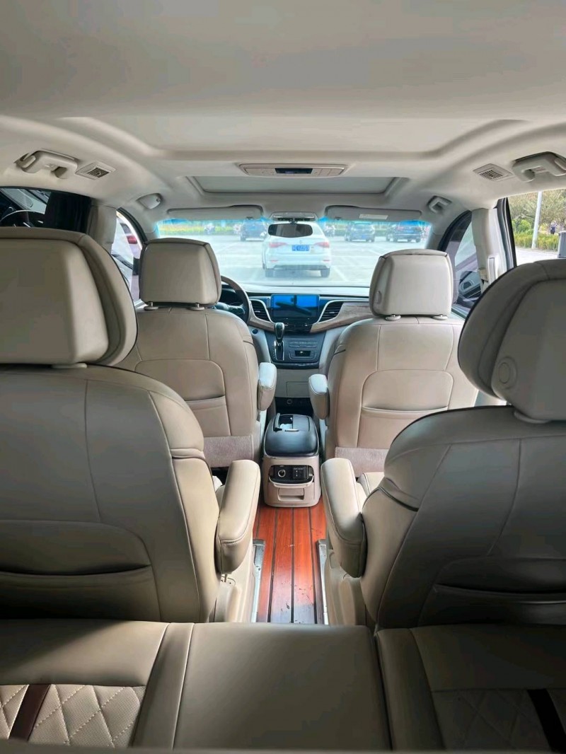 徐州19年别克GL83