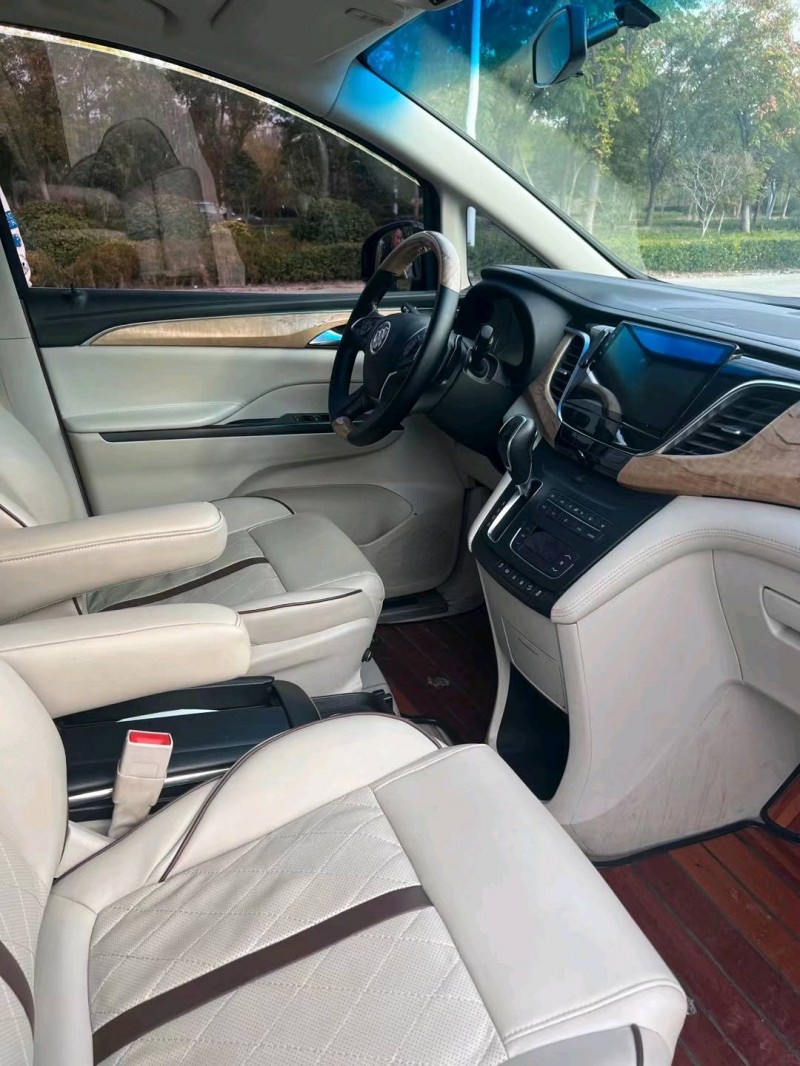 徐州19年别克GL85