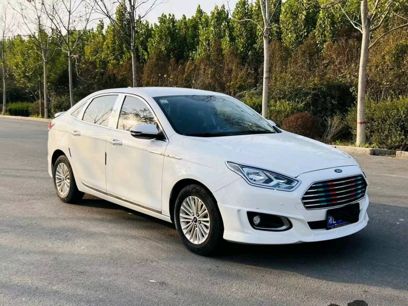 枣庄17年福特福睿斯7