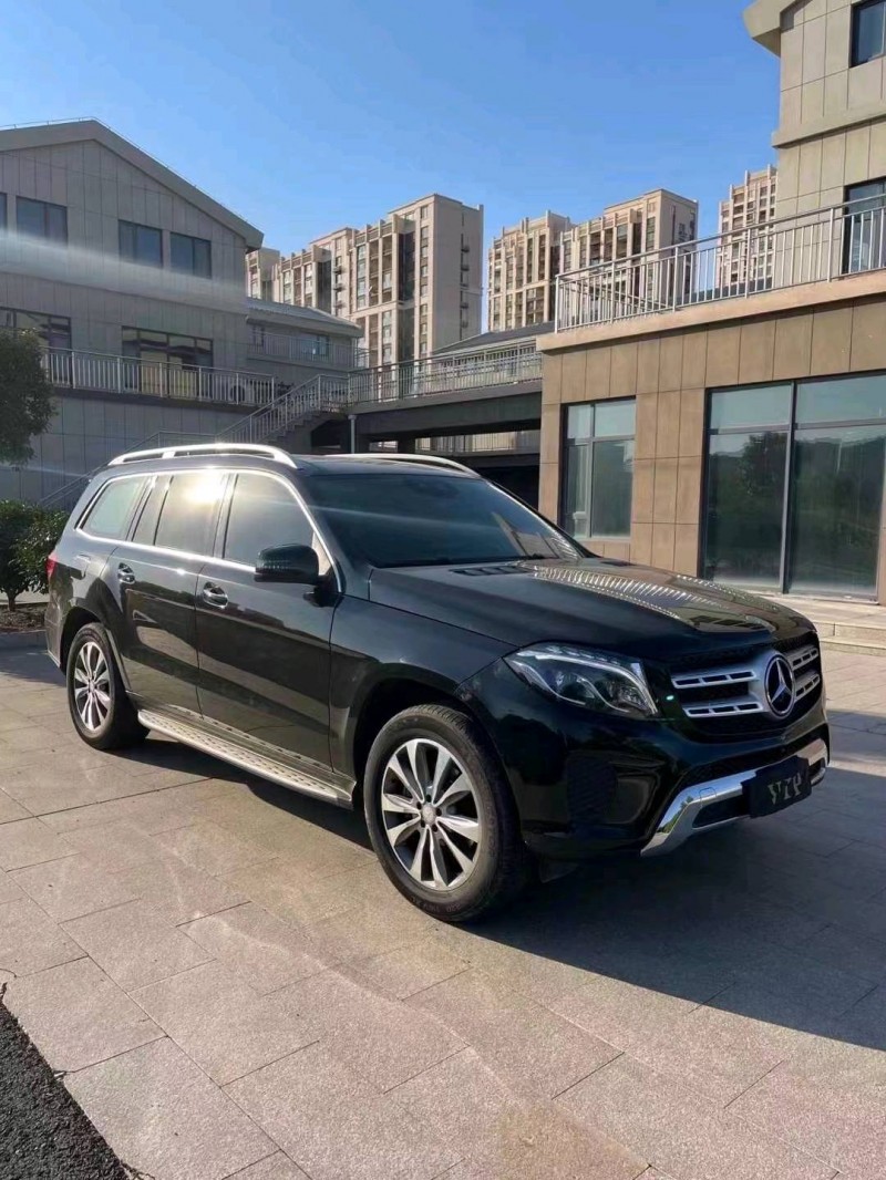 青岛17年奔驰GLS3