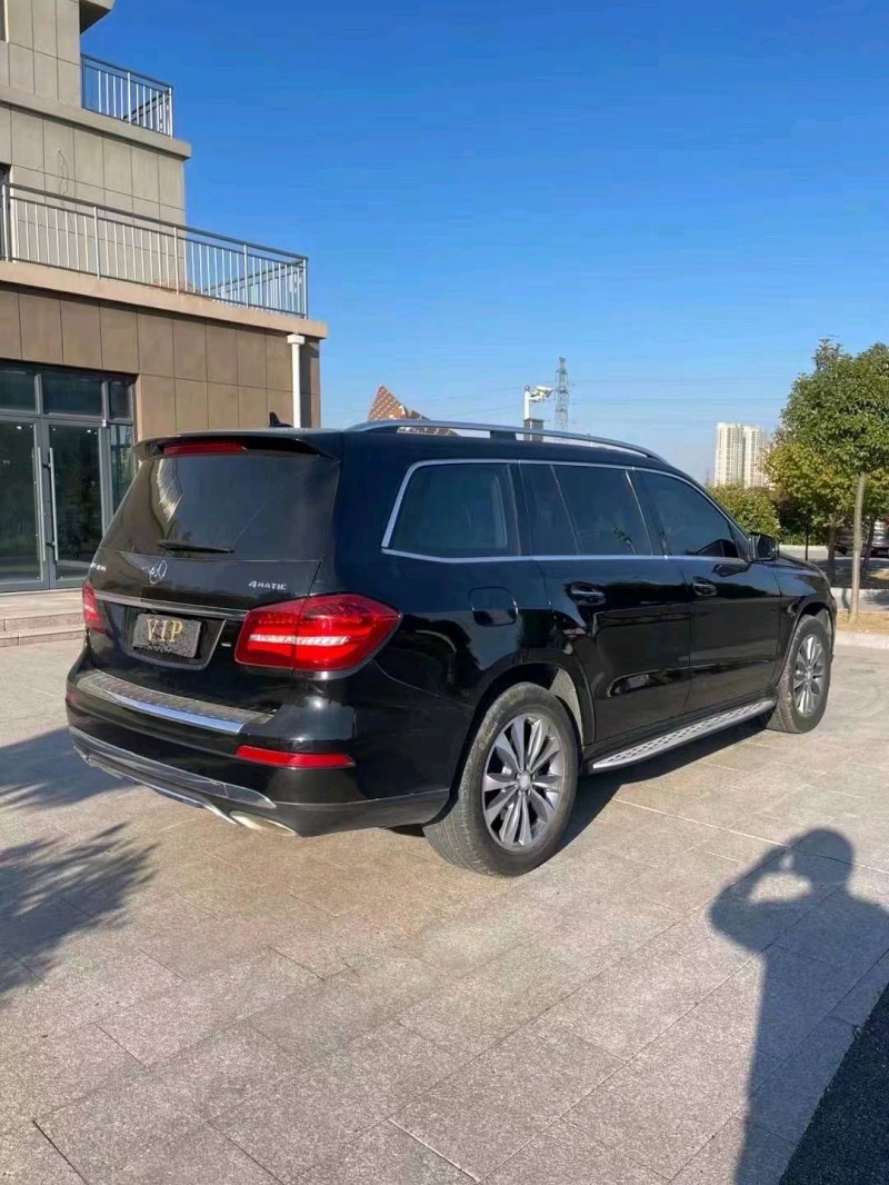 青岛17年奔驰GLS5