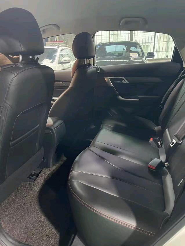 东莞21年北汽新能源EU系列5