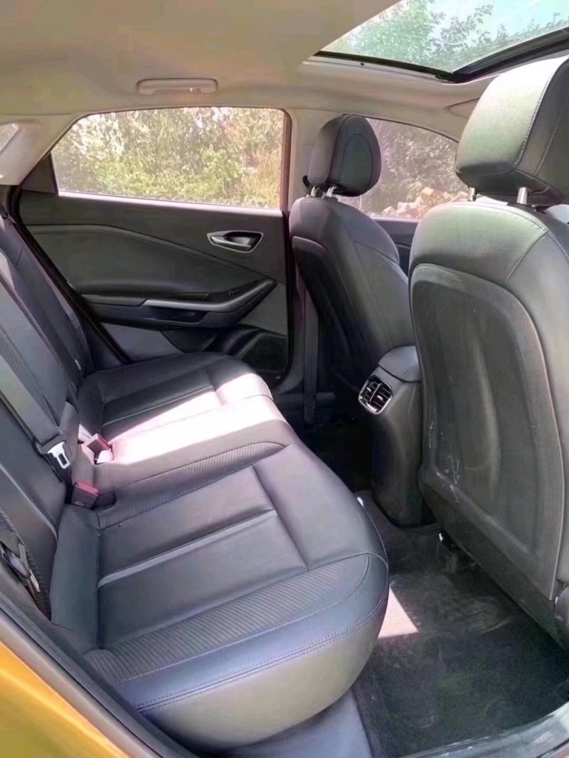 北京18年现代菲斯塔6