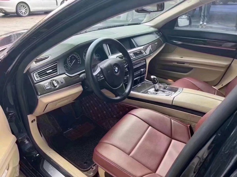 北京13年宝马7系2