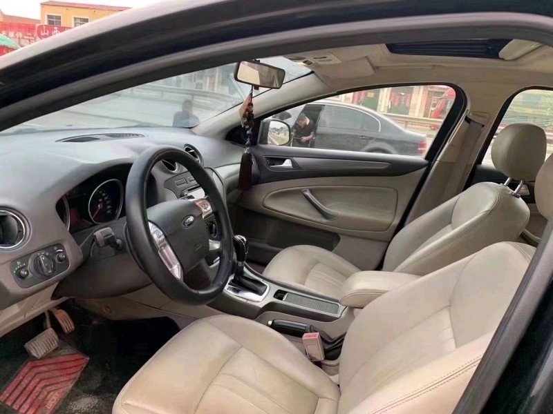 邯郸13年福特蒙迪欧-致胜5