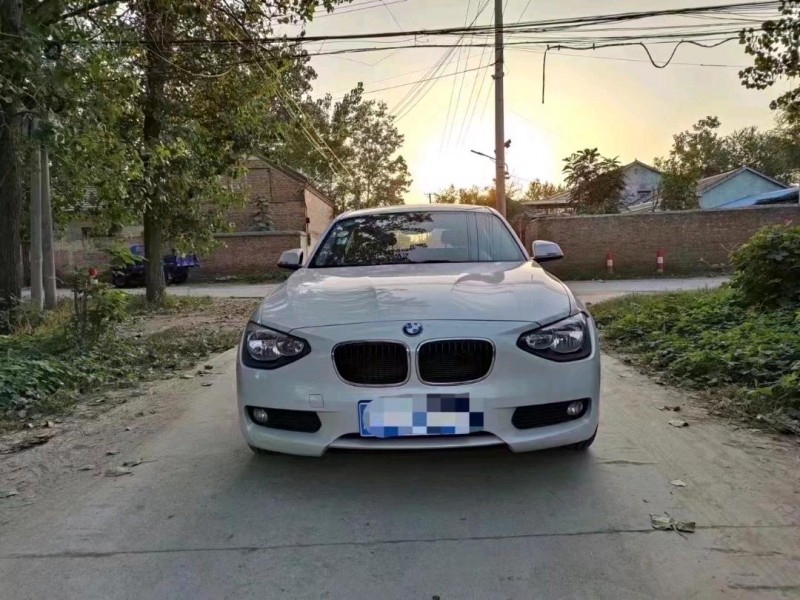 北京14年宝马1系7