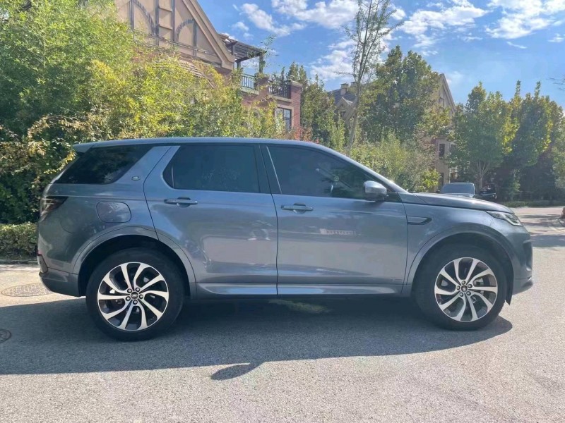 青岛21年路虎发现3