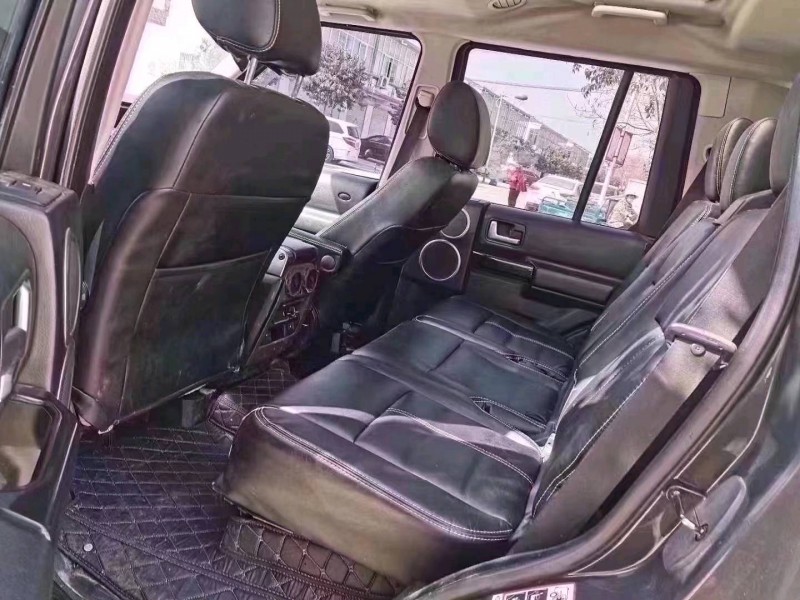 北京13年路虎发现8