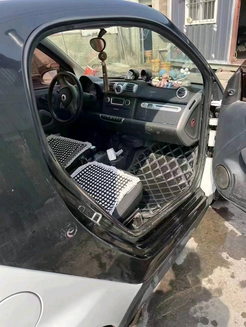 北京13年奔驰smart3