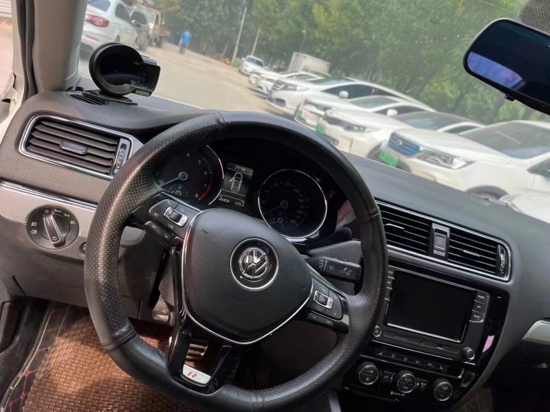 北京17年大众速腾7