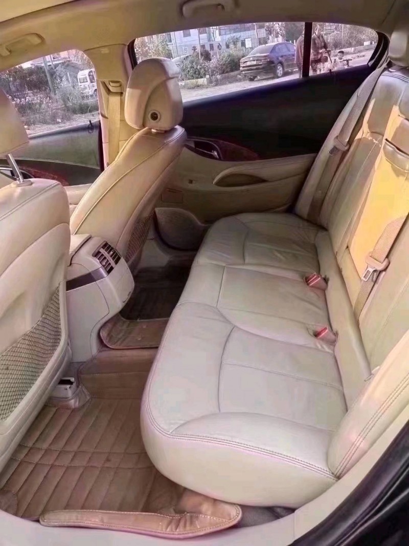 北京15年别克君越5